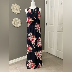 Cute design maxi dress!